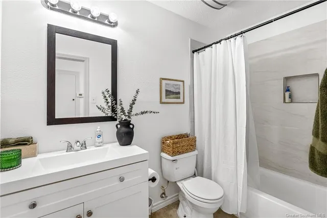 $235,000 | 1847 Fox Run Drive, Unit 1 & 2, Lake Charles, LA 70605