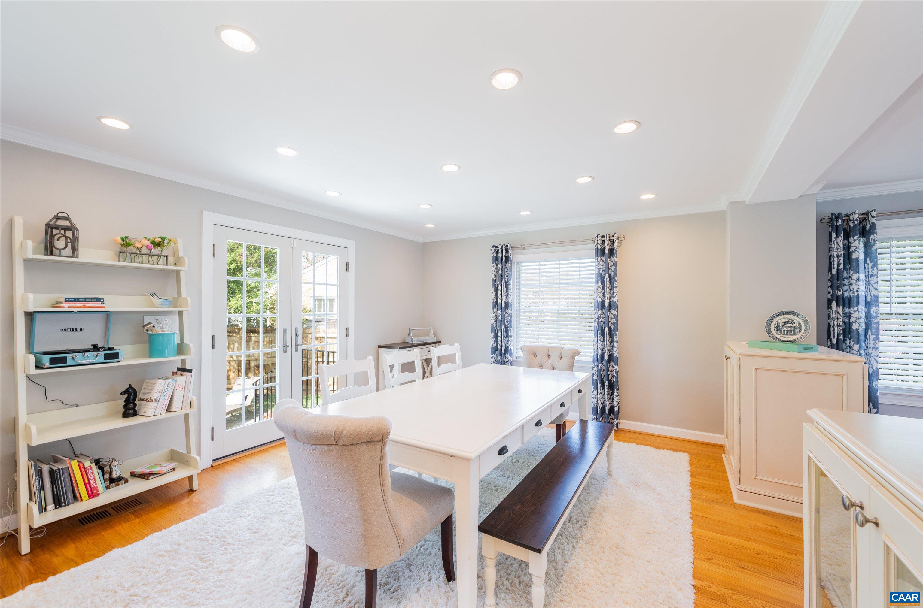 2600 Bennington Road Charlottesville, VA 22901 - Photo 12 of 60 a dining room with furniture and a window
