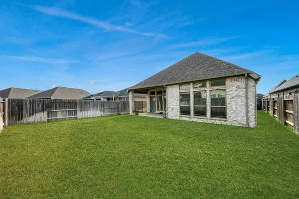 $2,600 | 19414 Trotter Cp Trail, Tomball, TX 77377
