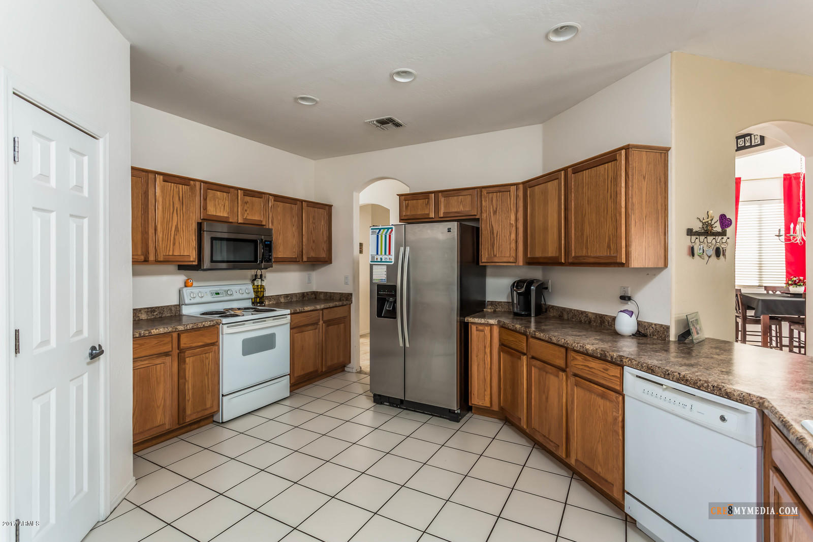 46154 West Ranch Road Maricopa, AZ 85139 - Photo 11 of 25 12 Kitchen