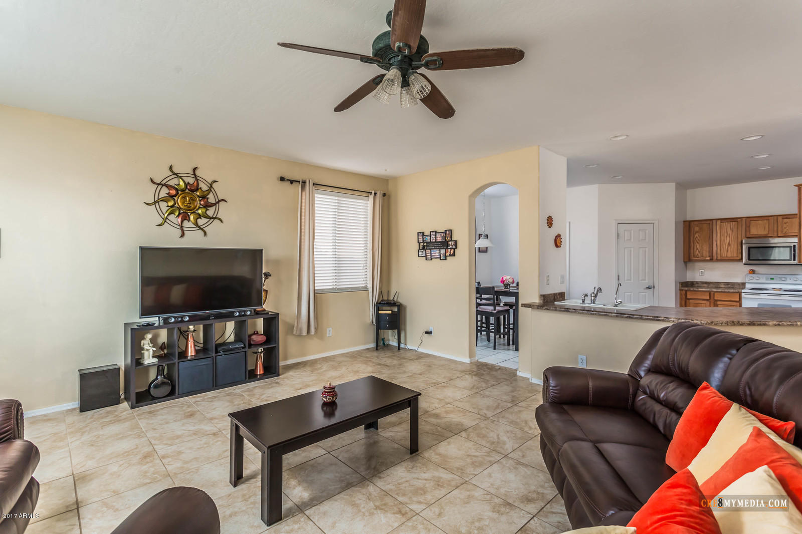 46154 West Ranch Road Maricopa, AZ 85139 - Photo 8 of 25 09 Family Room