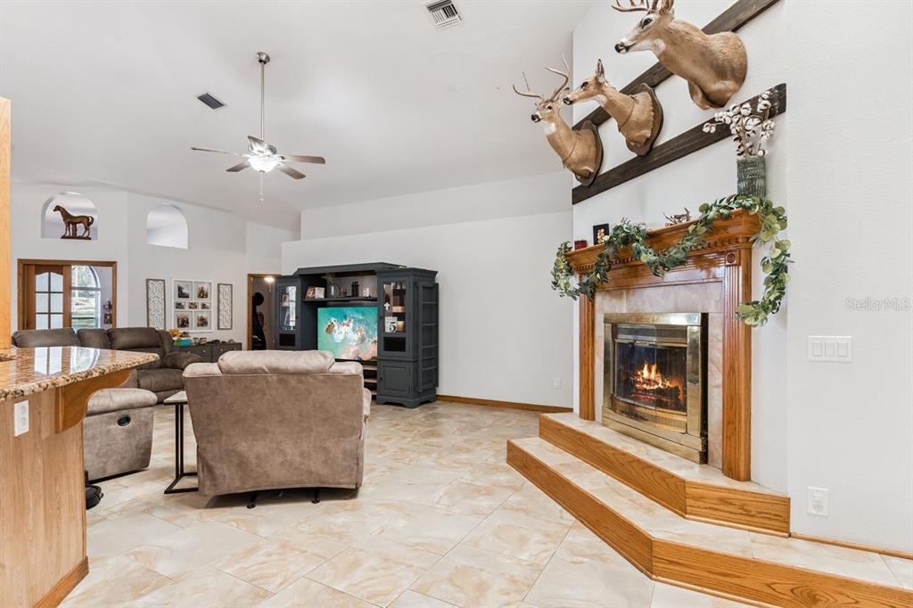 23934 Wolf Branch Road Sorrento, FL 32776 - Photo 13 of 47 Gallery Image 13