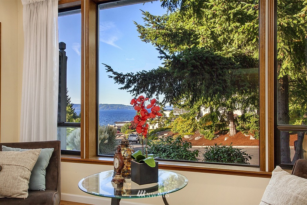 3906 Southwest Dash Point Road Federal Way, WA 98023 - Photo 8 of 25