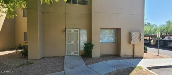 $1,700 | 500 North Gila Springs Boulevard, Unit 135, Chandler, AZ 85226