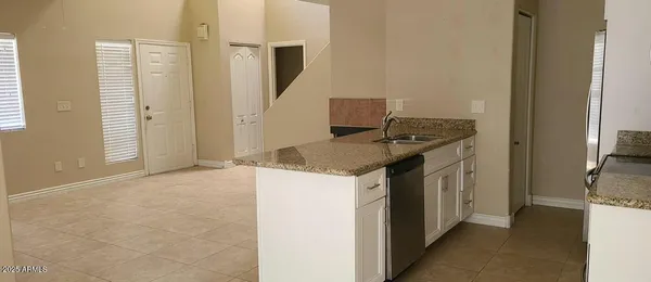 $1,700 | 500 North Gila Springs Boulevard, Unit 135, Chandler, AZ 85226