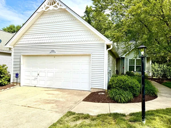 $233,000 | 7612 Lake Pointe, Maineville, OH 45039