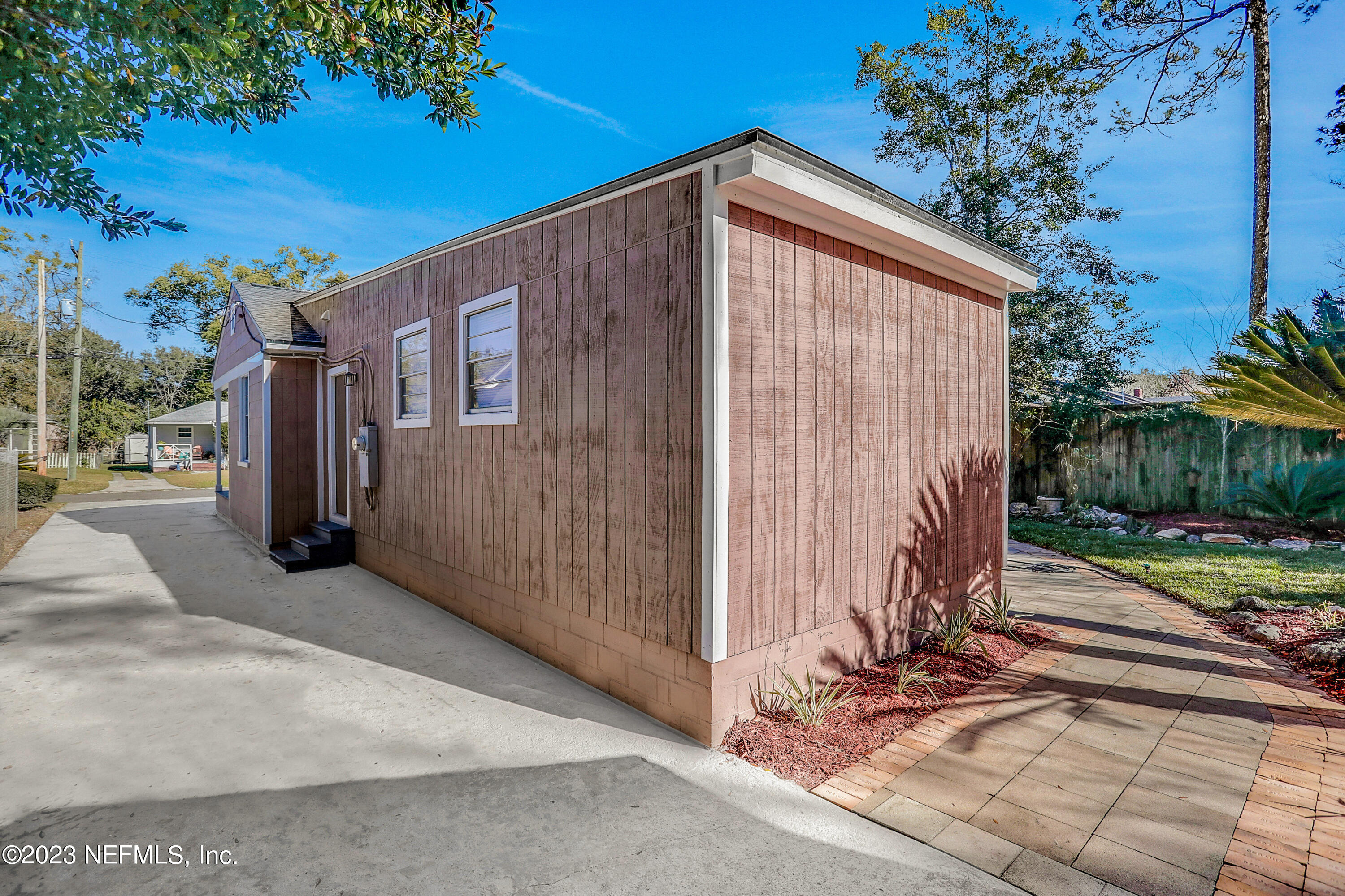 1532 Parrish Place Jacksonville, FL 32205 - Photo 30 of 32 Side of House