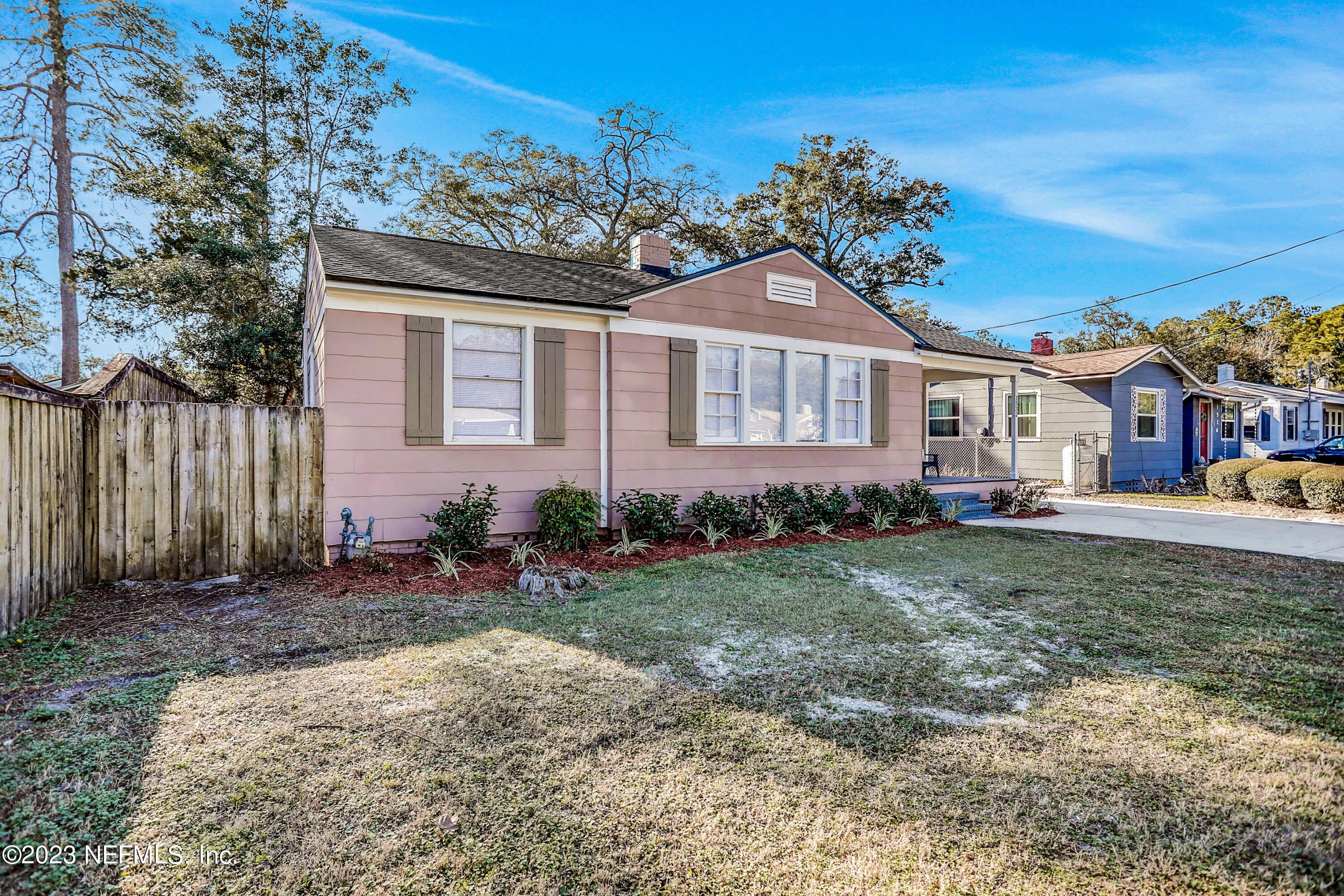 1532 Parrish Place Jacksonville, FL 32205 - Photo 4 of 32 Front 3