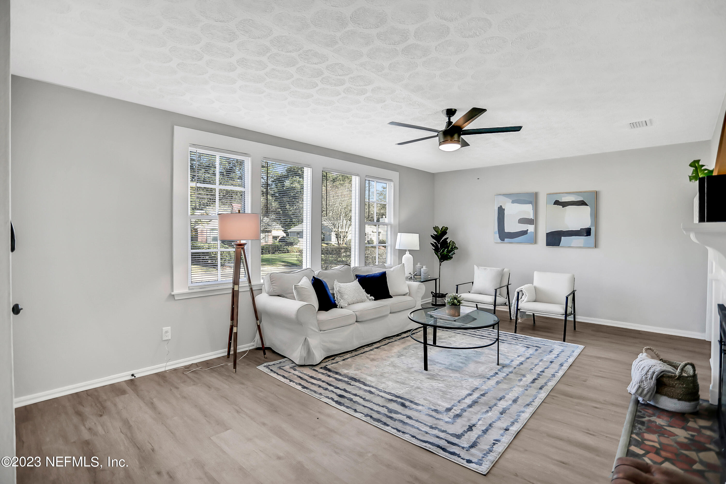 1532 Parrish Place Jacksonville, FL 32205 - Photo 6 of 32 Living room