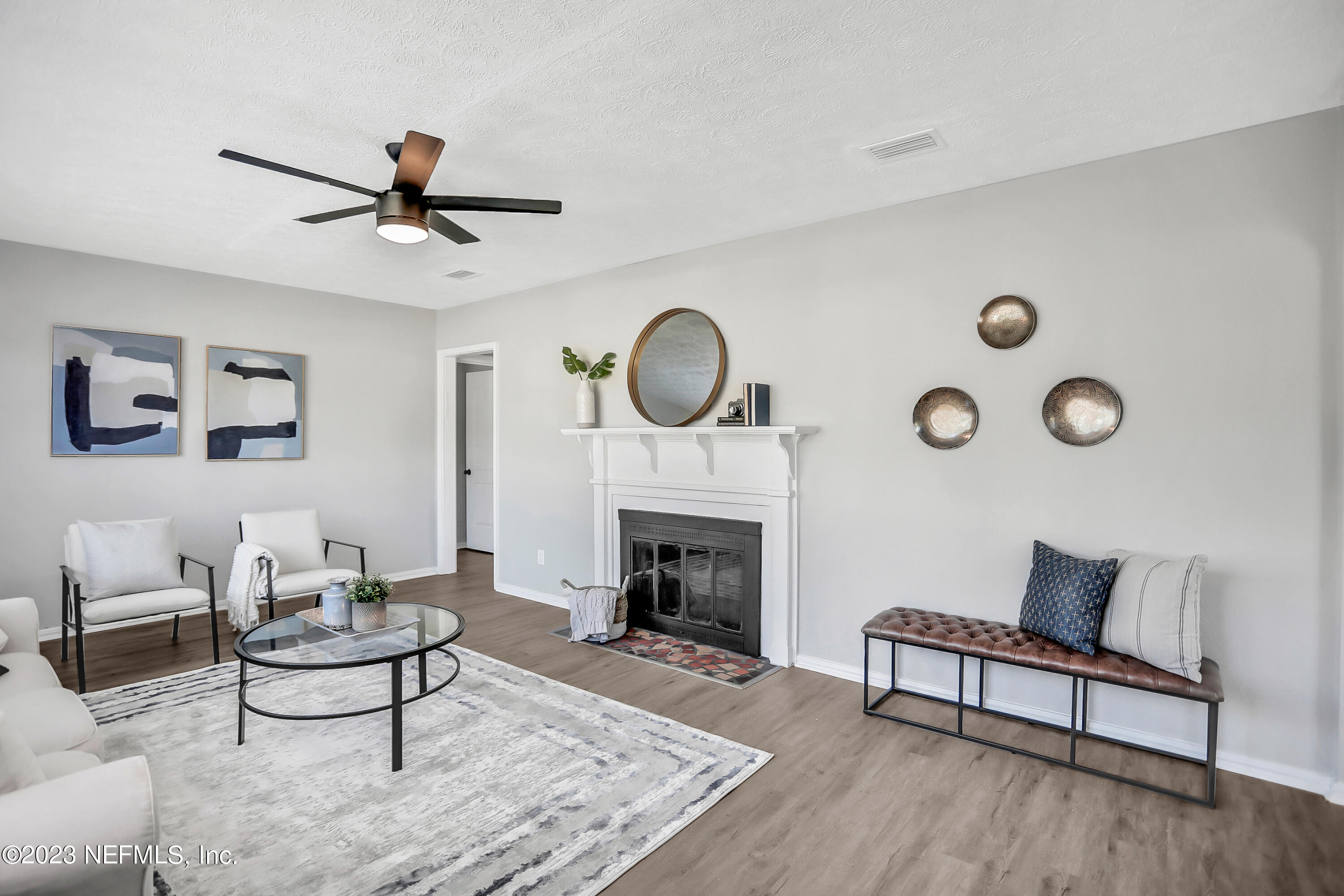 1532 Parrish Place Jacksonville, FL 32205 - Photo 7 of 32 Living Room (2)