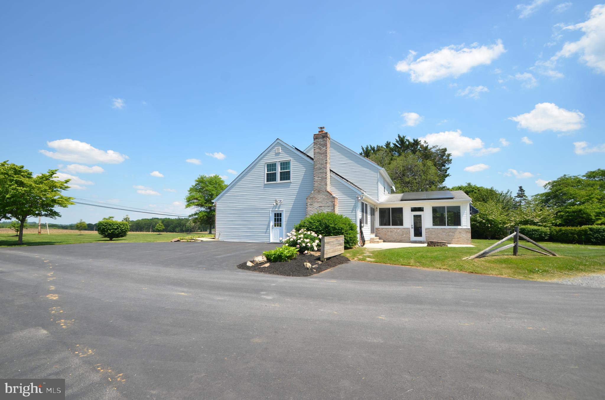 1251 Streaker Road Sykesville, MD 21784 - Photo 10 of 90