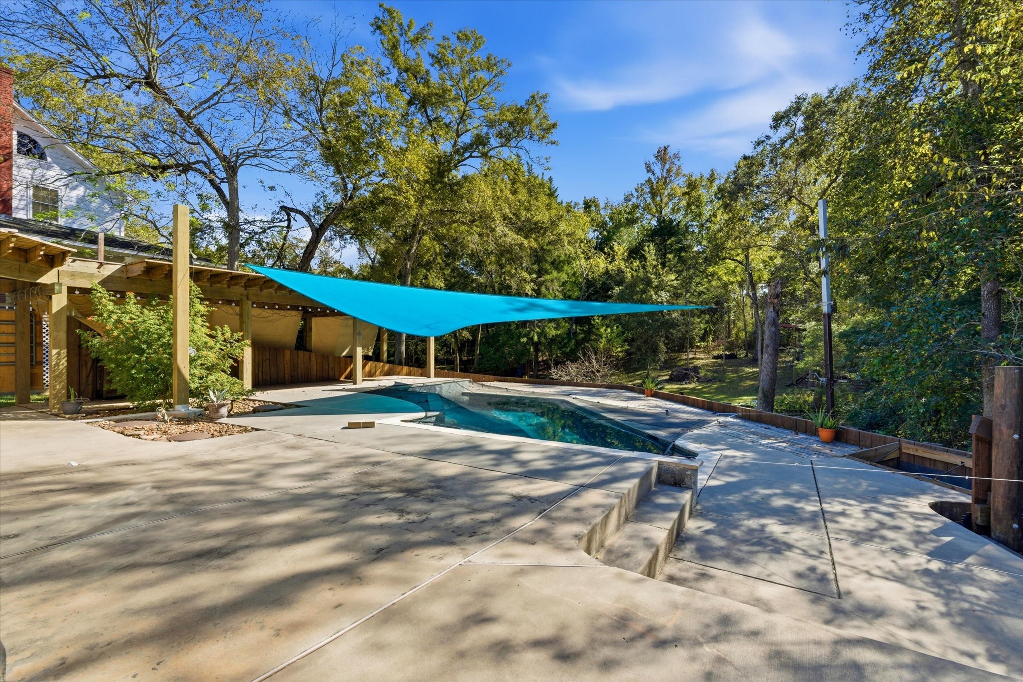 205 Don Q Baytown, TX 77523 - Photo 20 of 27 a view of a backyard