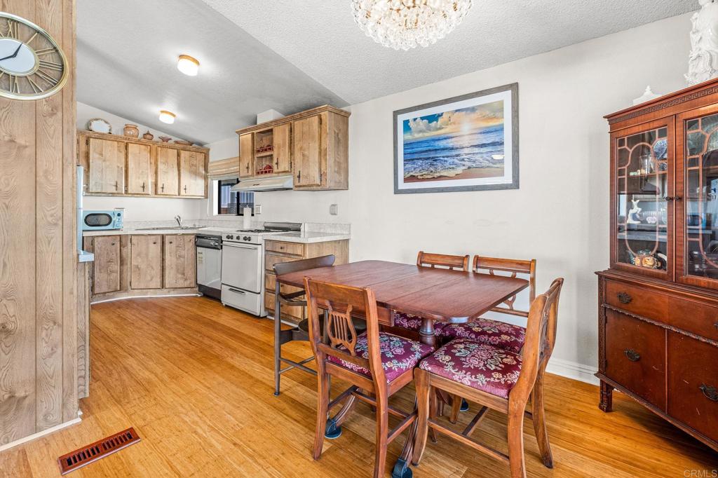 212 Mockingbird Lane Oceanside, CA 92057 - Photo 6 of 21