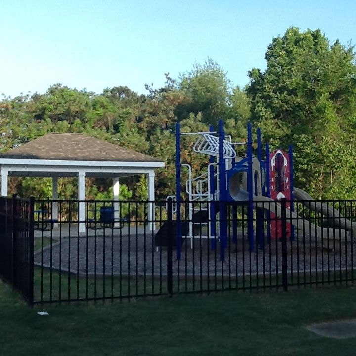 5643 Wade Park Boulevard Raleigh, NC 27607 - Photo 24 of 25 Playground