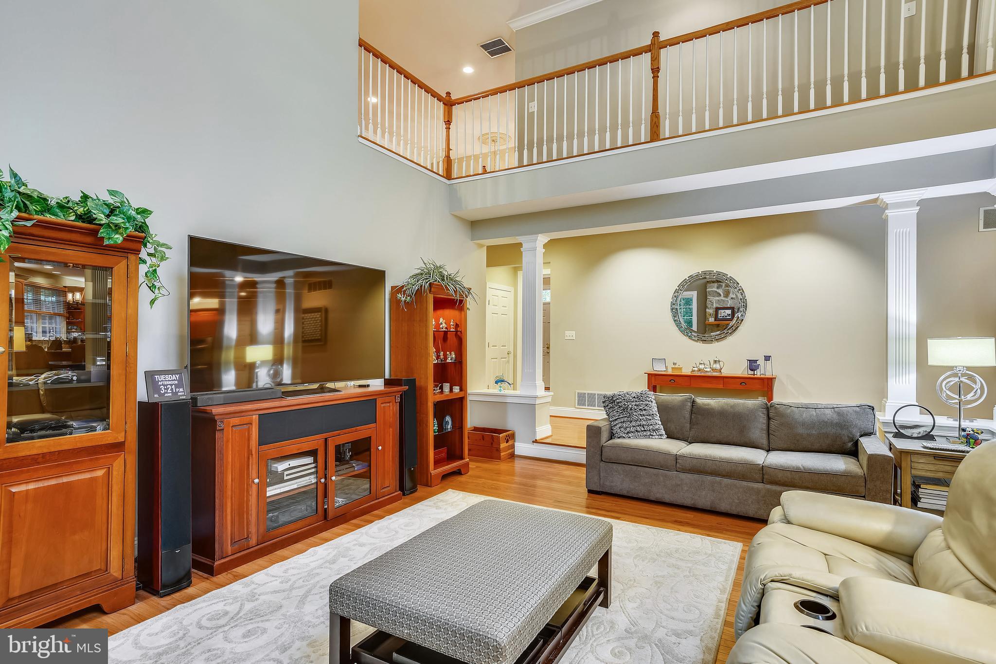 54 Colony Crossing Edgewater, MD 21037 - Photo 11 of 49 Two-story Family Room