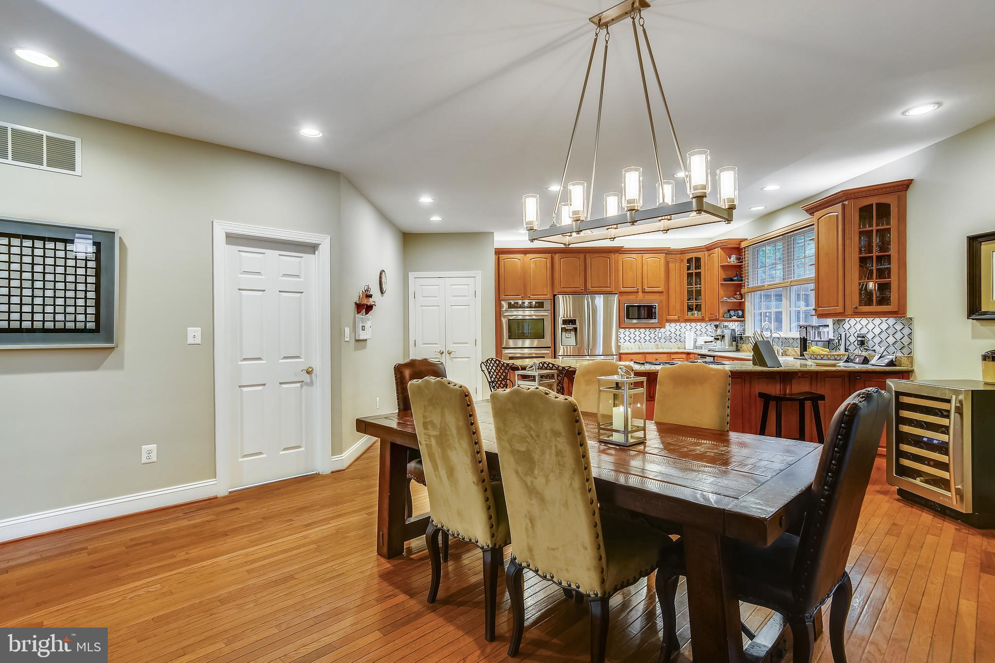54 Colony Crossing Edgewater, MD 21037 - Photo 13 of 49 Breakfast Room adjacent to Kitchen and Utility Rm