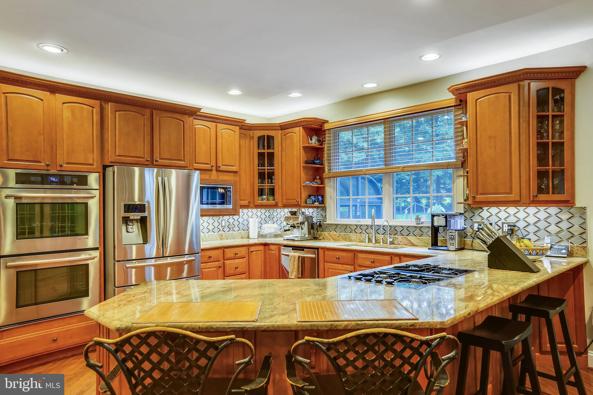 54 Colony Crossing Edgewater, MD 21037 - Photo 14 of 49 Quartz counters and all stainless steel appliances
