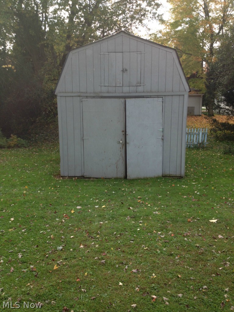 3016 Polly Road Ravenna, OH 44266 - Photo 15 of 16 Extra Large outbuilding for storage