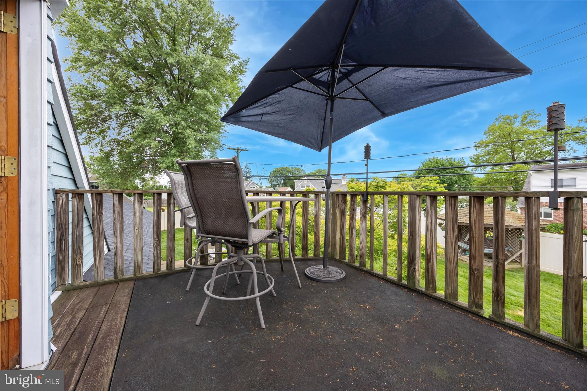 39 Smoketree Road Levittown, PA 19056 - Photo 16 of 24 Balcony off Bedroom 3