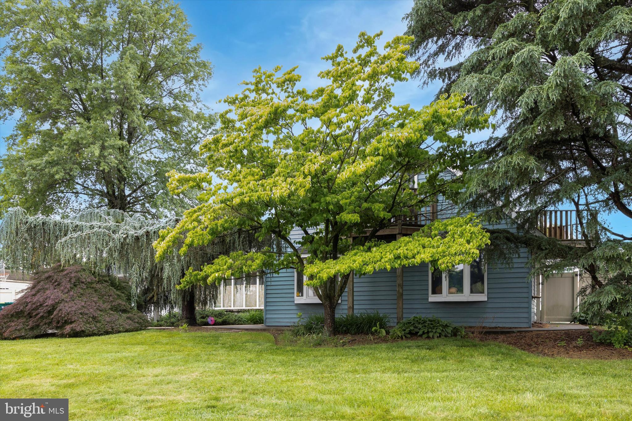 39 Smoketree Road Levittown, PA 19056 - Photo 24 of 24 Front of home
