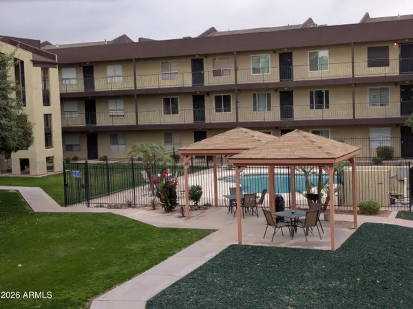 $1,250 | 461 West Holmes Avenue, Unit 311, Mesa, AZ 85210