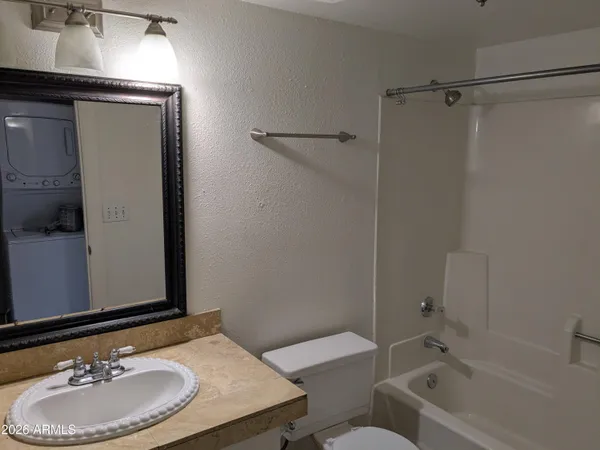 $1,250 | 461 West Holmes Avenue, Unit 311, Mesa, AZ 85210