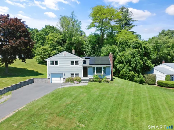 $387,000 | 1 Batt Lane, East Haven, CT 06513