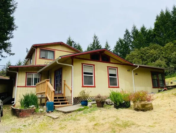 $275,000 | 893 Grenz Lane, Miranda, CA 95553