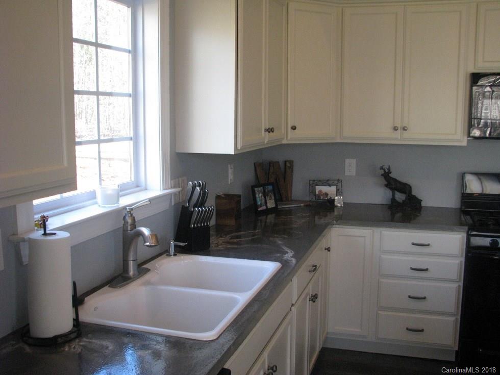 4371 A Simpson Road Edgemoor, SC 29712 - Photo 5 of 25