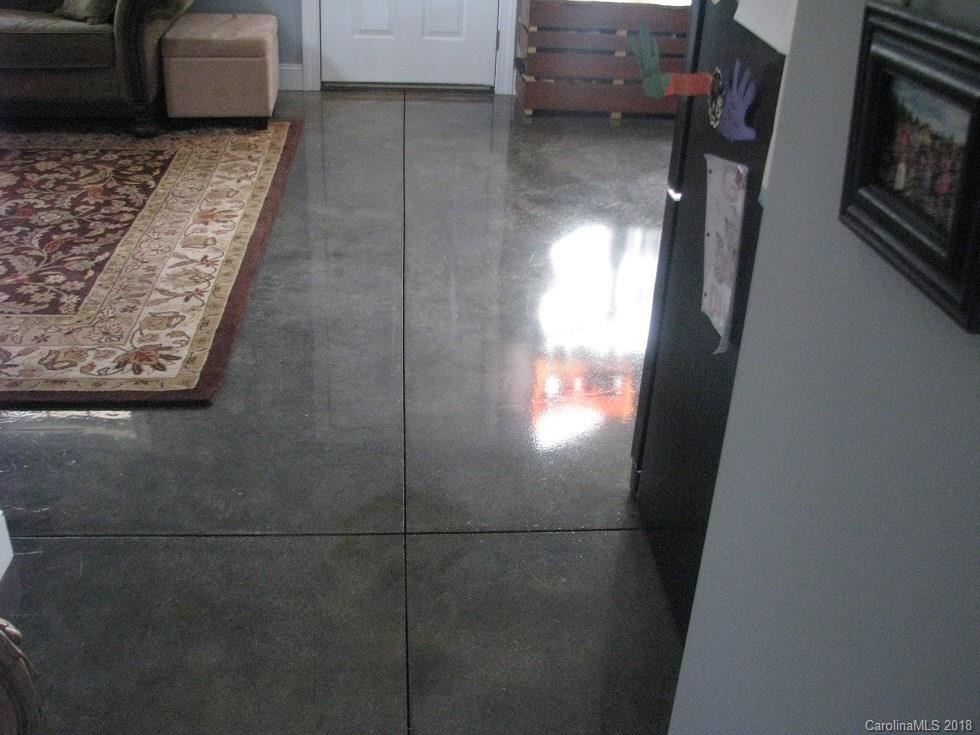4371 A Simpson Road Edgemoor, SC 29712 - Photo 9 of 25