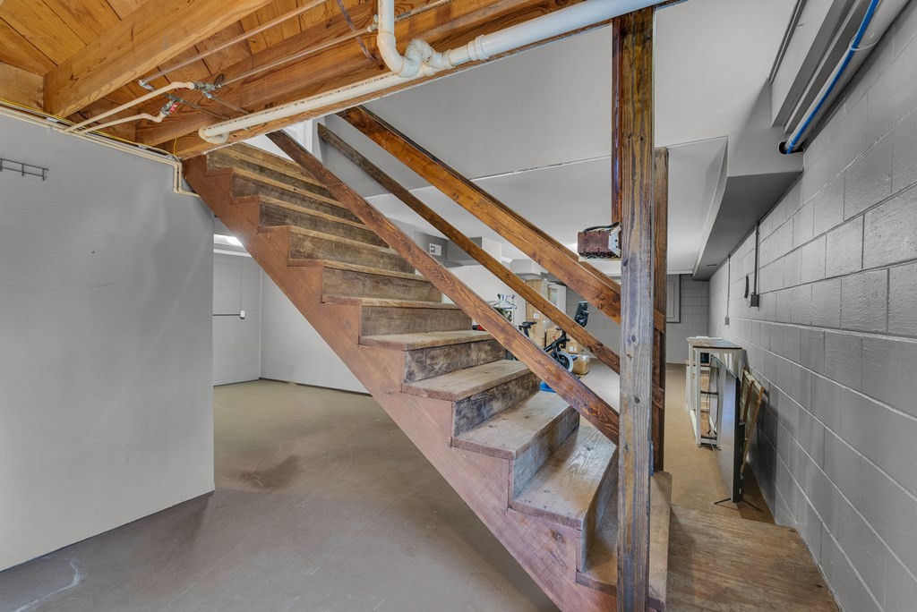 1868 Herbert Garrett Road Cookeville, TN 38506 - Photo 21 of 47 a view of entryway