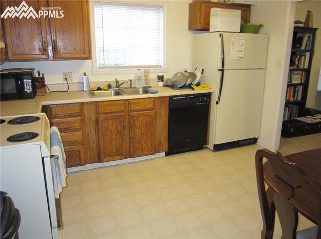 1214 Harrison Road Colorado Springs, CO 80905 - Photo 7 of 15