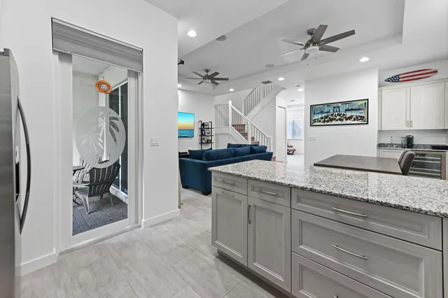 $529,000 | 1710 Pioneer Way, Royal Palm Beach, FL 33411