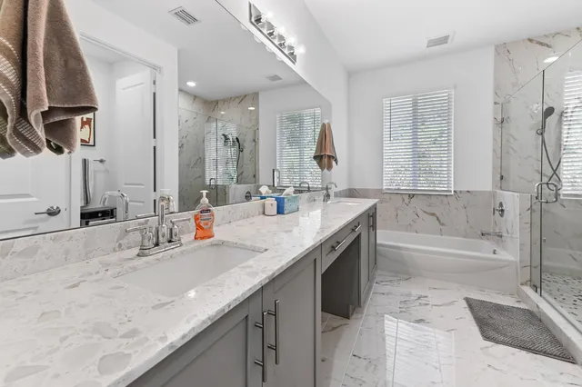 $529,000 | 1710 Pioneer Way, Royal Palm Beach, FL 33411