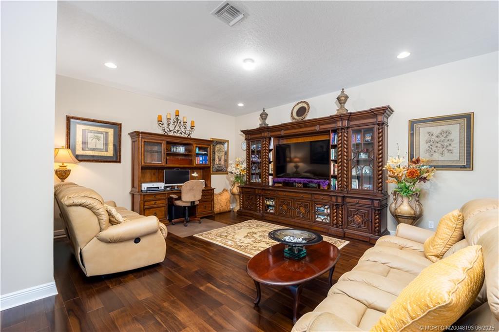 7392 Southeast Ravissant Drive Stuart, FL 34997 - Photo 32 of 47 Gallery Image 32