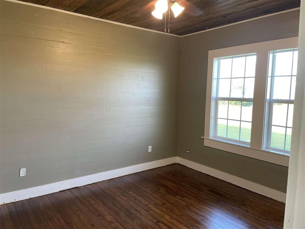 4858 Harris Road Iowa, LA 70647 - Photo 8 of 13 Gallery Image 8