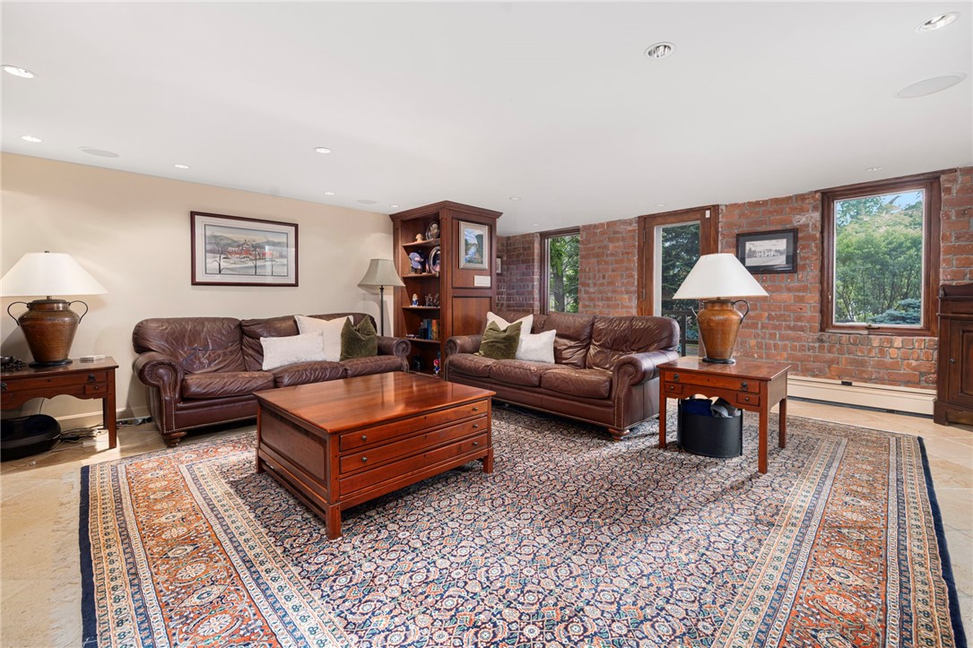 10 Nayatt Road Barrington, RI 02806 - Photo 15 of 45