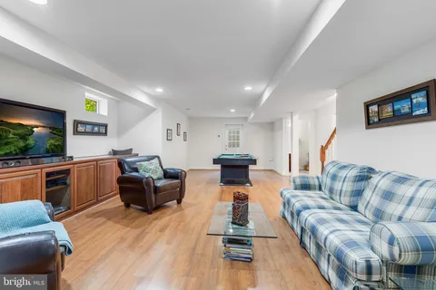 $1,049,000 | 21648 Trask Place, Ashburn, VA 20147