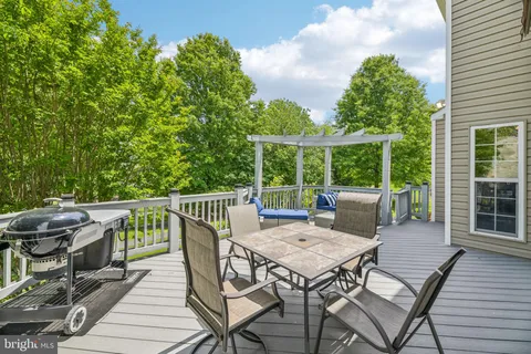 $1,049,000 | 21648 Trask Place, Ashburn, VA 20147