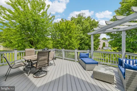 $1,049,000 | 21648 Trask Place, Ashburn, VA 20147