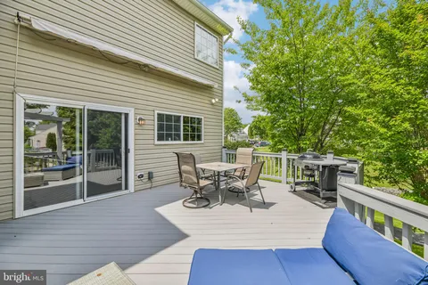 $1,049,000 | 21648 Trask Place, Ashburn, VA 20147
