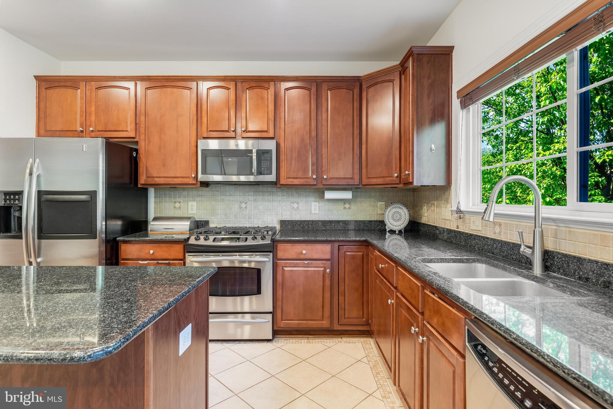 21648 Trask Place Ashburn, VA 20147 - Photo 9 of 61