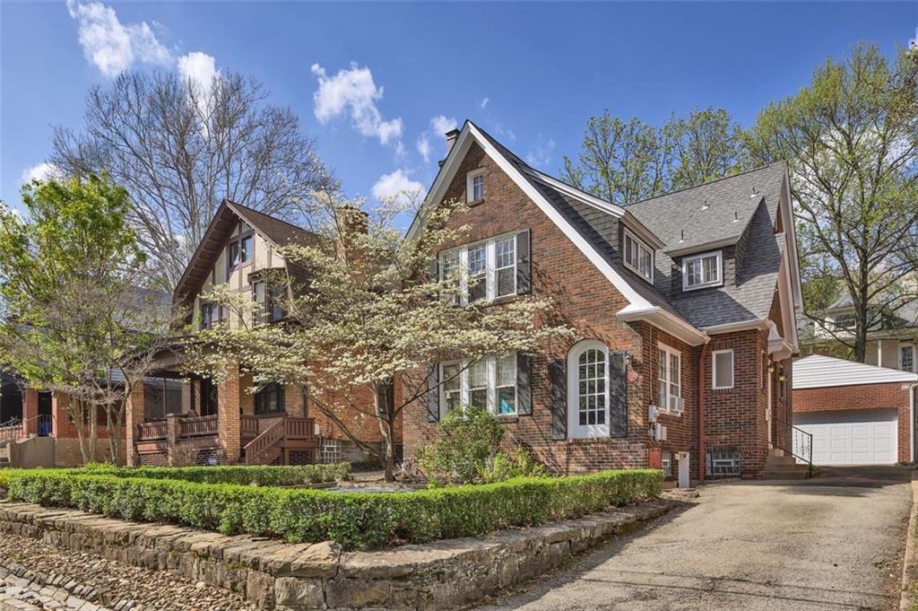 7543 Rosemary Road Pittsburgh, PA 15221 - Photo 2 of 39