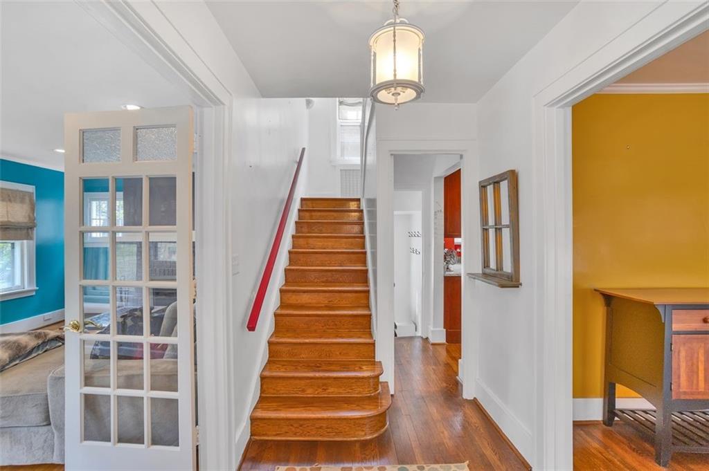 7543 Rosemary Road Pittsburgh, PA 15221 - Photo 4 of 39