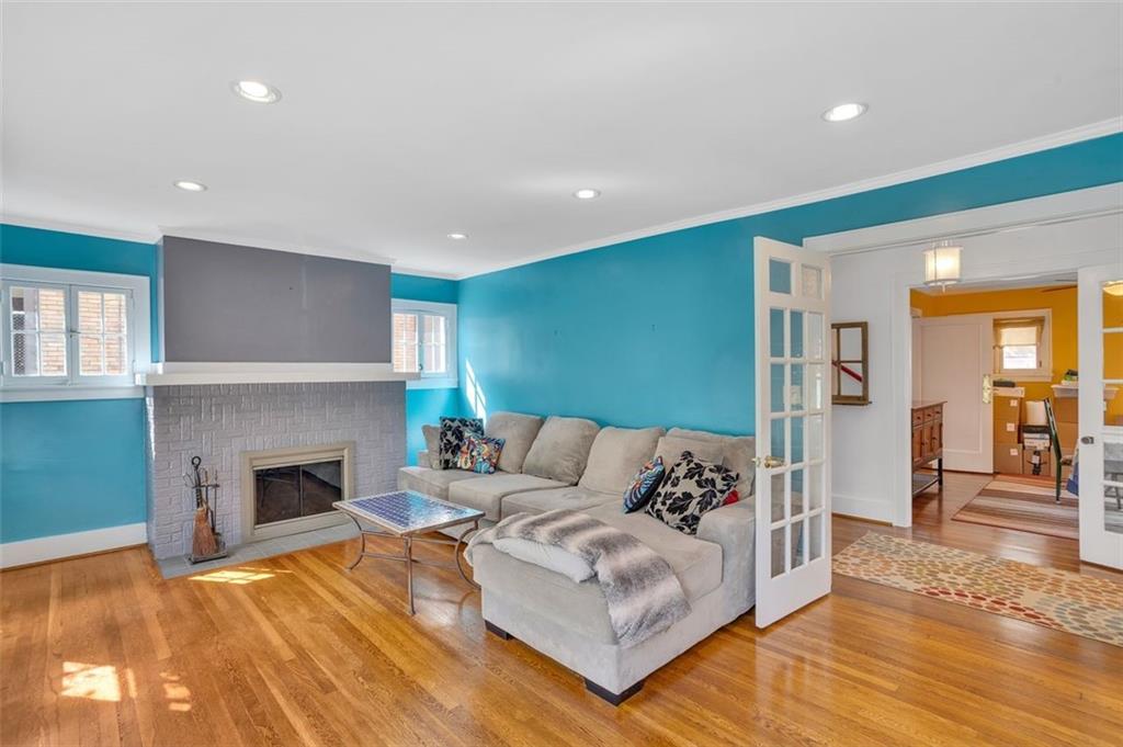 7543 Rosemary Road Pittsburgh, PA 15221 - Photo 6 of 39