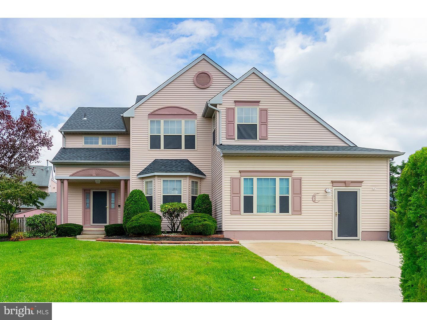 9 Teaberry Lane Delran, NJ 08075 - Photo 1 of 15 Gallery Image 1
