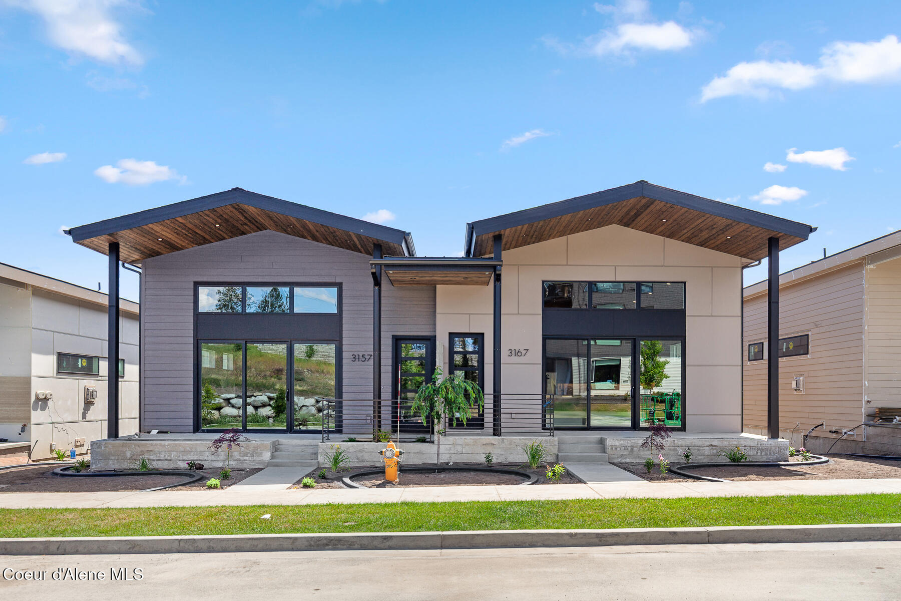 3167 North Veneer Road Coeur D'Alene, ID 83814 - Photo 1 of 28 3167NVeneerRd-1