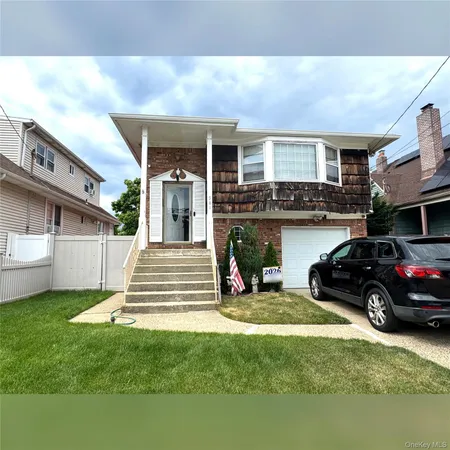 $799,000 | 981 McKinley Street, Baldwin, NY 11510