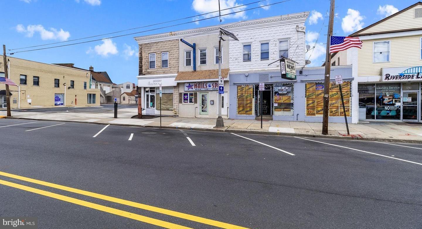 117 South Pavilion Avenue Riverside, NJ 08075 - Photo 2 of 28 Gallery Image 2