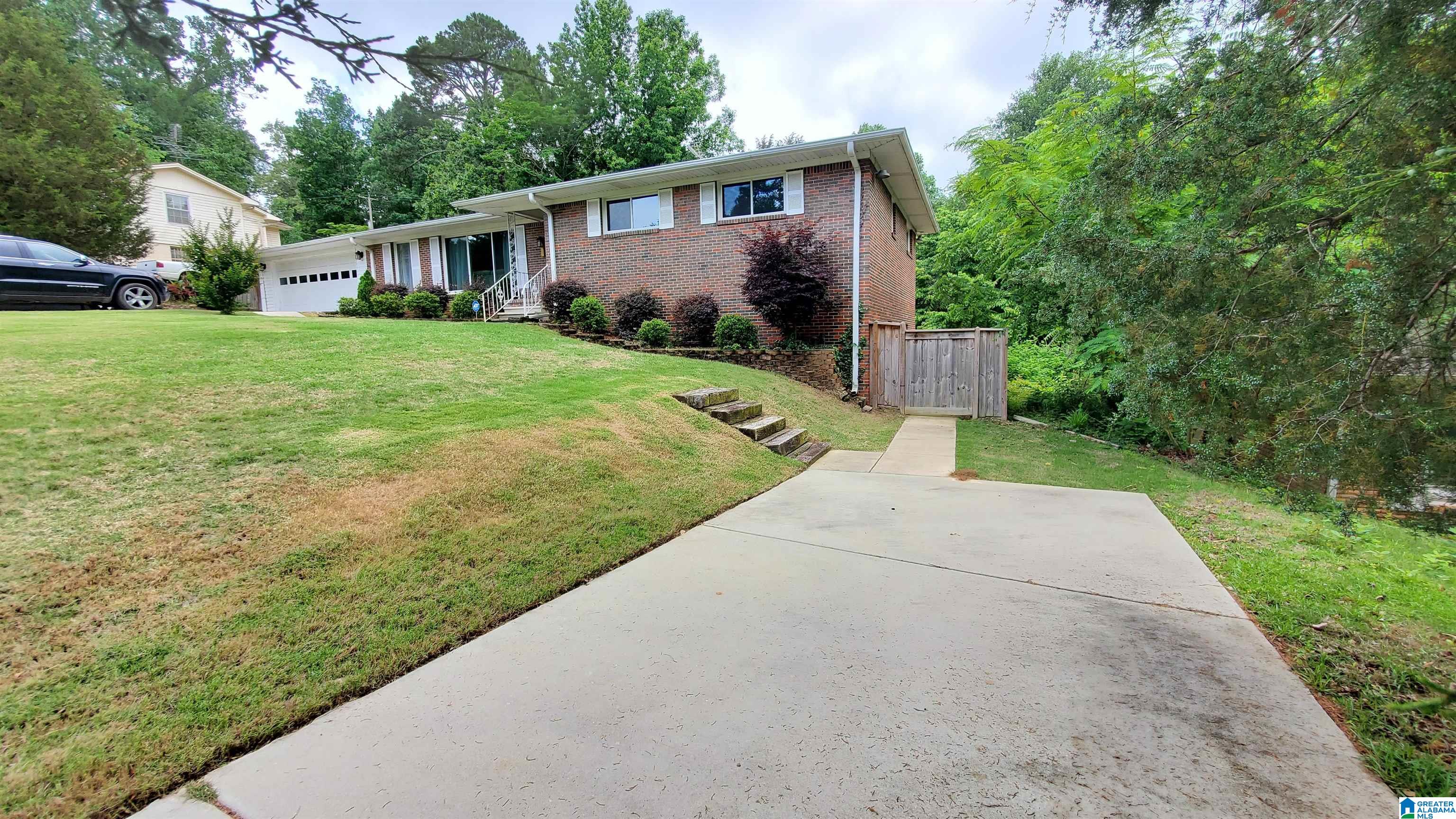 404 Ridge Avenue Bessemer, AL 35020 - Photo 16 of 18